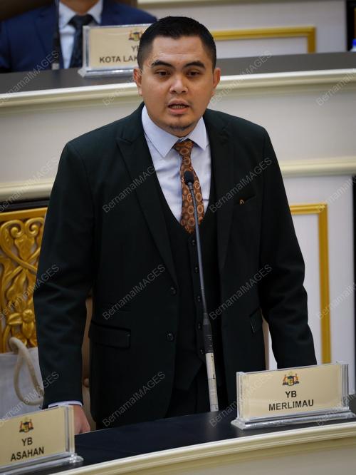 DR MUHAMAD AKMAL SALEH