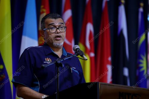 DATUK HASBI HABIBOLLAH