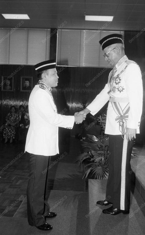 MK03_11092015_PENGANUGRAHAN_PINGAT