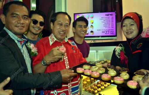 MK03_12042014_AHMAD_USAHAWAN