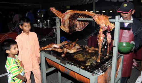 MK03_12092012_KAMBING_RAYA