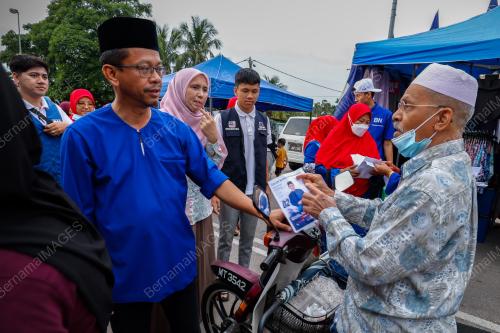 DATUK ROSLAN AHMAD