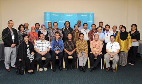 SIDANG KEMUNCAK BERNAMA-ANTARA