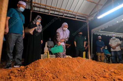 ALLAHYARHAM HAZIQ KAMARUDDIN