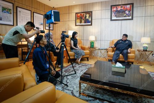 DATUK SERI AB RAUF YUSOH
