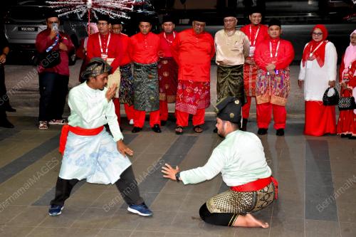 DATUK SERI AB RAUF YUSOH