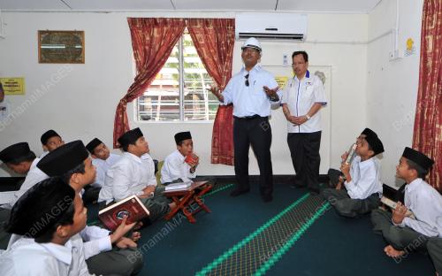 MK03_16022015_PULAUB