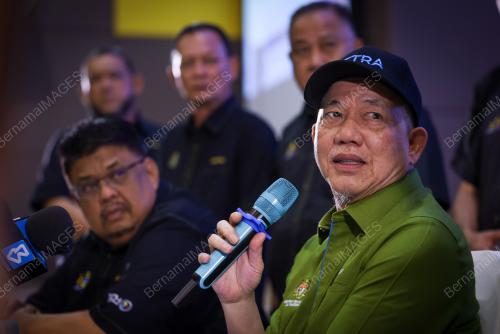 DATUK SERI FADILLAH YUSOF