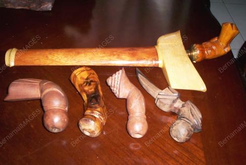 SENJATA TRADISIONAL
