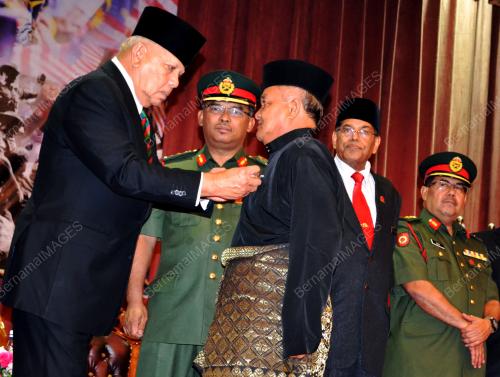 MK03_17082015_TABUNG_HARI_PAHLAWAN