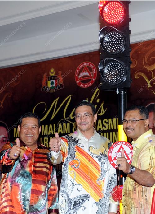 MK03_17112013_HISHAM_MERAH