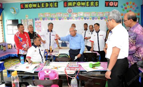MK03_18022016_KELAS_SKJDP