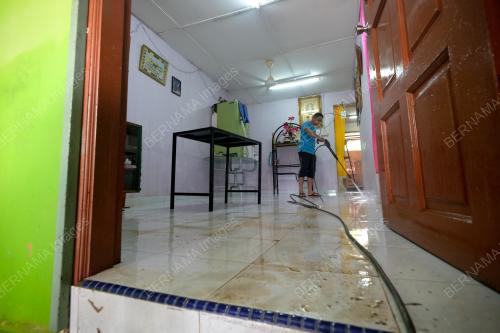 MK03_18052021_BANJIR_MELAKA