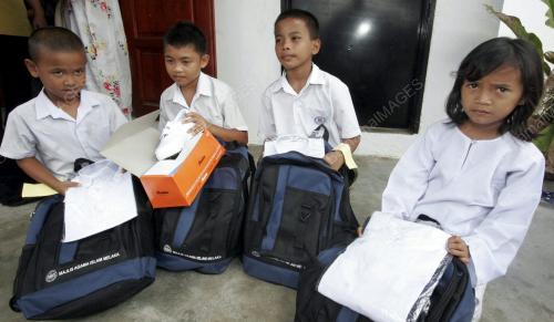 BANTUAN PERSEKOLAHAN