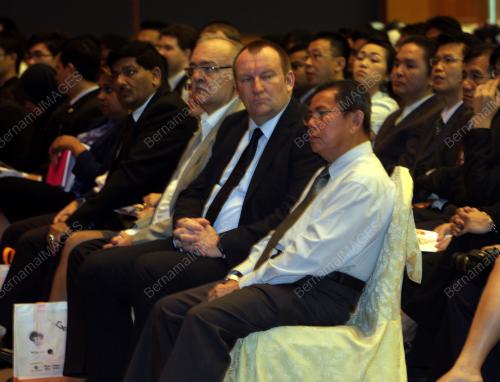 MK03_19012011_MOU_UTEM