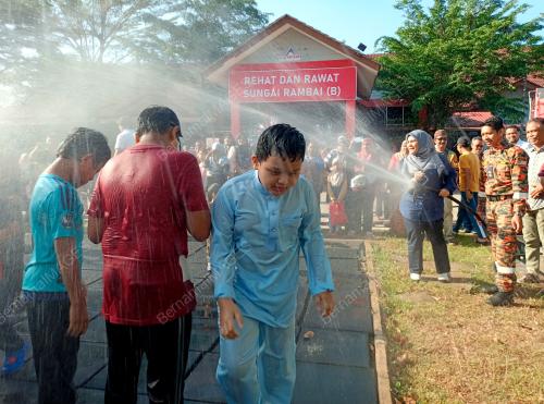 SITI FAIZAH ABD AZIS