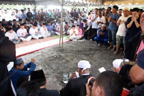 MK03_21012011_DOA_KUBUR