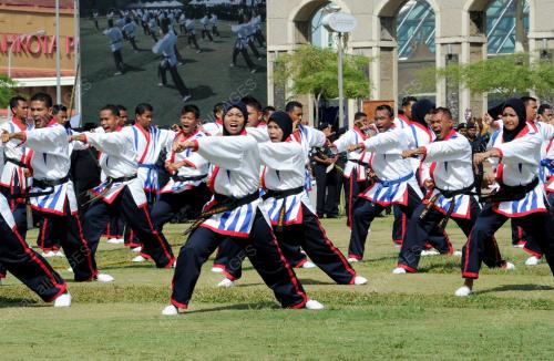 MK03_22042012_BELA_DIRI
