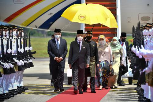 AL-SULTAN ABDULLAH RI'AYATUDDIN AL-MUSTAFA BILLAH SHAH