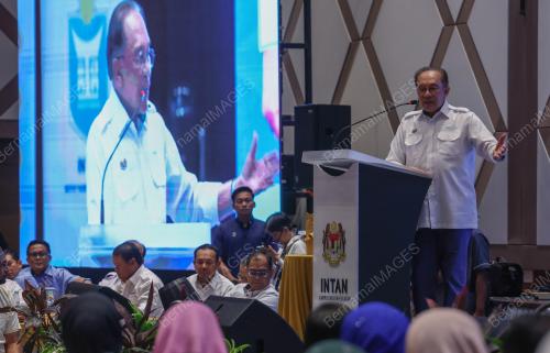 DATUK SERI ANWAR IBRAHIM