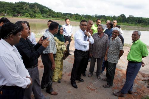 MK03_24112014_BANJIR_IDRIS