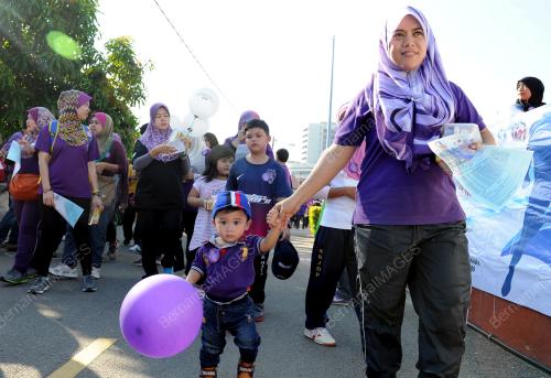 MK03_25052014_WANITA_PURPLE