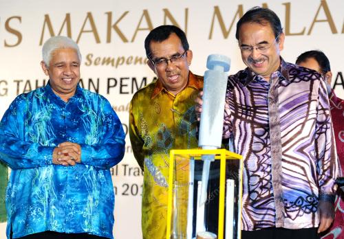 DATUK SERI MOHD ALI RUSTAM