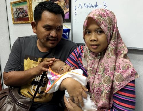 MK03_27112015_BAYI_BANTUAN