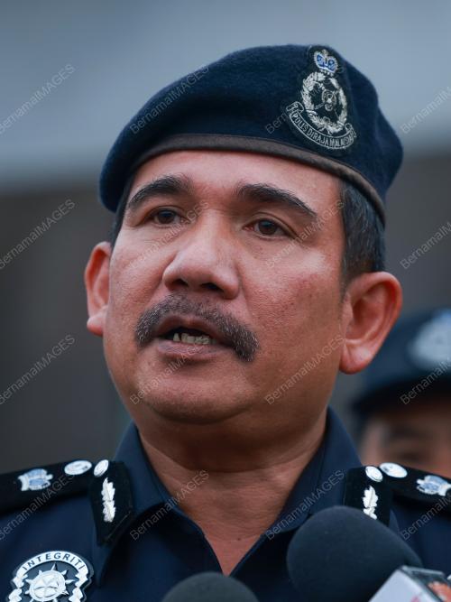 DATUK MD NAZRI ZAWAWI