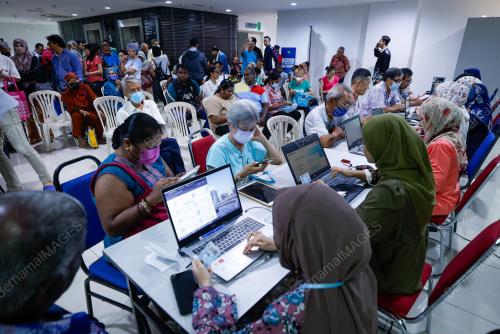 SISTEM PANGKALAN DATA UTAMA