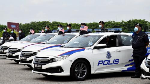 KERETA PERONDA POLIS