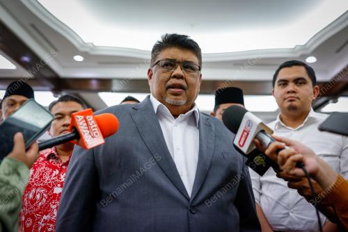 DATUK SERI AB RAUF YUSOH