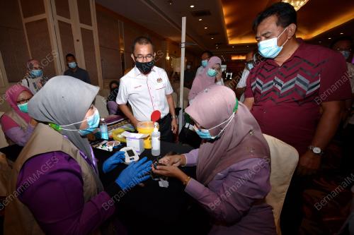 DATUK DR NOOR AZMI GHAZALI