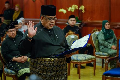 DATUK SERI AB RAUF YUSOH