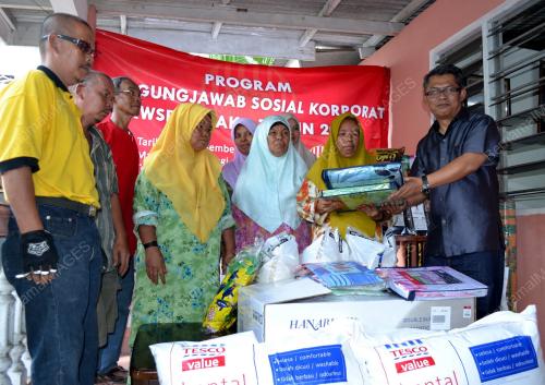 MK03_31122011_BANTUAN_OKU