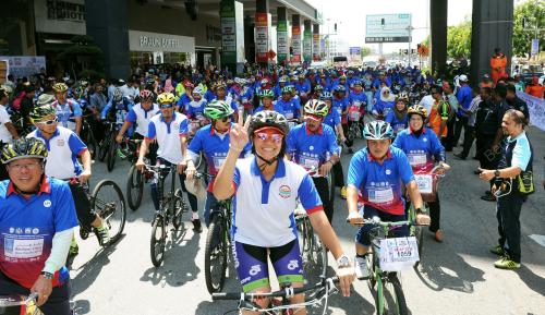 MK04_01032016_BERBASIKAL