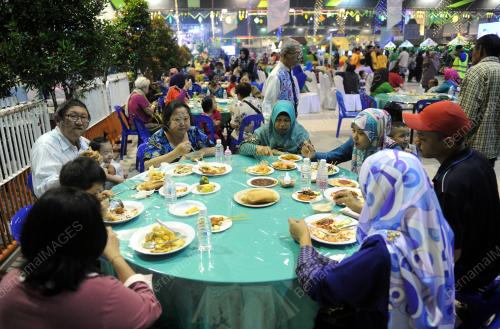 MK04_01072017_RAYA
