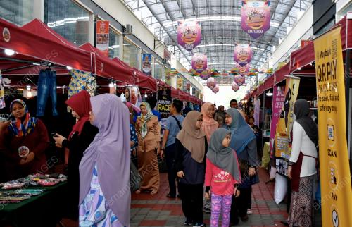 MK04_01092019_BAZAR_MELAKA_BN201908319782