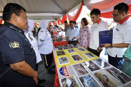 MK04_01112019_PEWARIS_BN201910316151