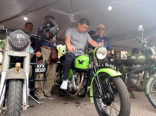 DATUK ABDUL RAZAK ABDUL RAHMAN