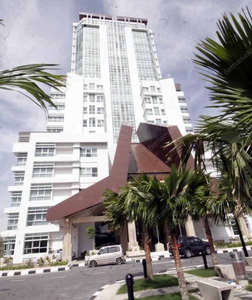 MENARA PERSEKUTUAN