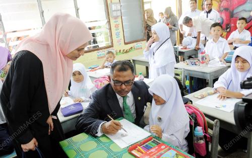 MK04_03012017_SESI_PERSEKOLAHAN