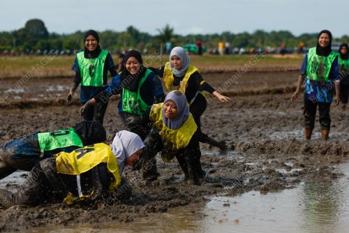 KARNIVAL D'BENDANG