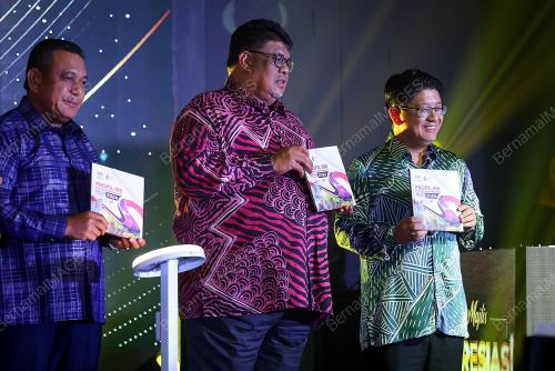 DATUK EWON BENEDICK