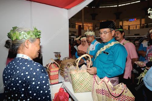 MK04_04102019_ASLI_BN20191003