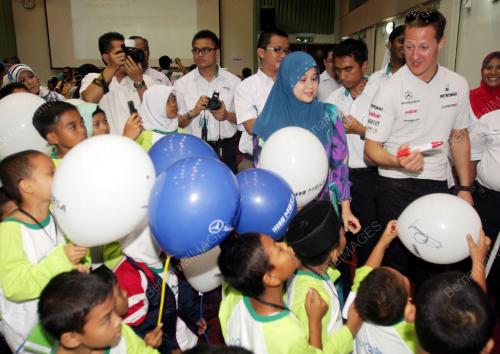 PETRONAS GRAND PRIX 2011