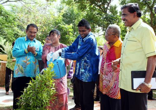 MK04_05072012_BUNGA_PENGANTIN