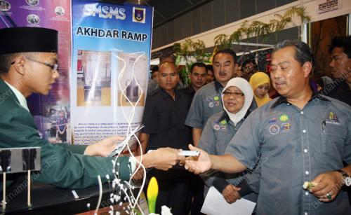 TAN SRI MUHYIDDIN YASSIN