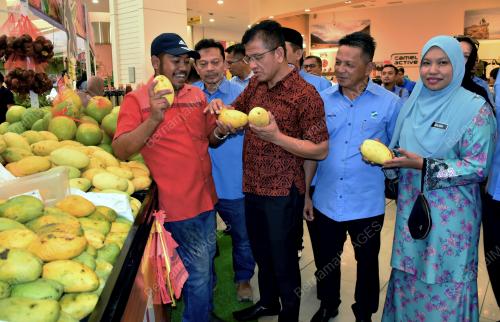 DATUK NORHIZAM HASSAN BAKTEE