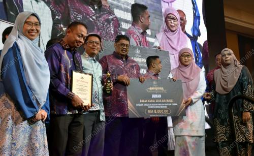 DATUK SERI AB RAUF YUSOH